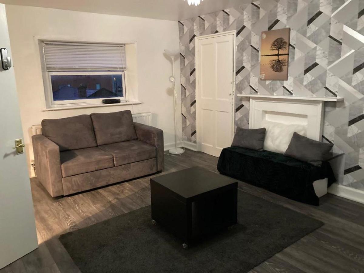 Stays - Doublebed In Centre Apartment