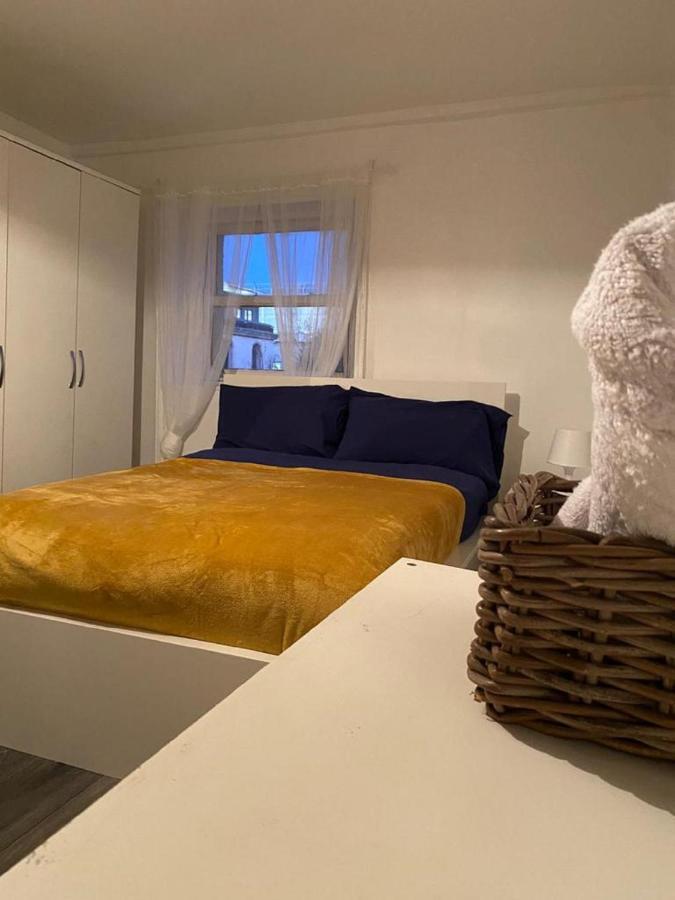 Stays - Doublebed In Centre * Liverpool