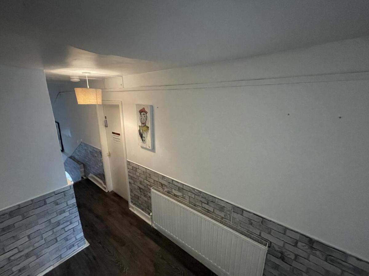 Stays - Doublebed In Centre